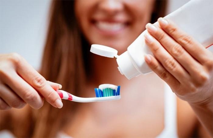 5 sai lầm phổ biến khi đánh răng rất nhiều người mắc phải - Ảnh 2